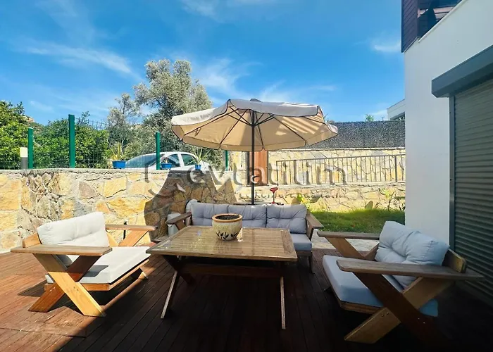 Golden By Evtatilim Dirmil Yalikavak 博德鲁姆